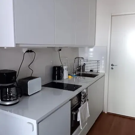 Kotimaailma Kamppi - Pieni Yksiö Huoneisto