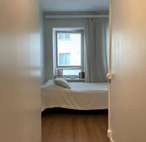 Kotimaailma Kamppi - Pieni Yksioe 3* Helsinki